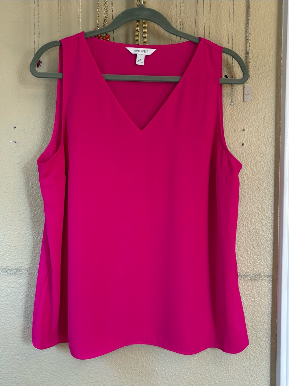 Nine West Women's V-Neck Sleeveless Top